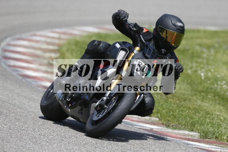 /15 13.05.2025 Max Racing ADR/Gruppe gruen/64